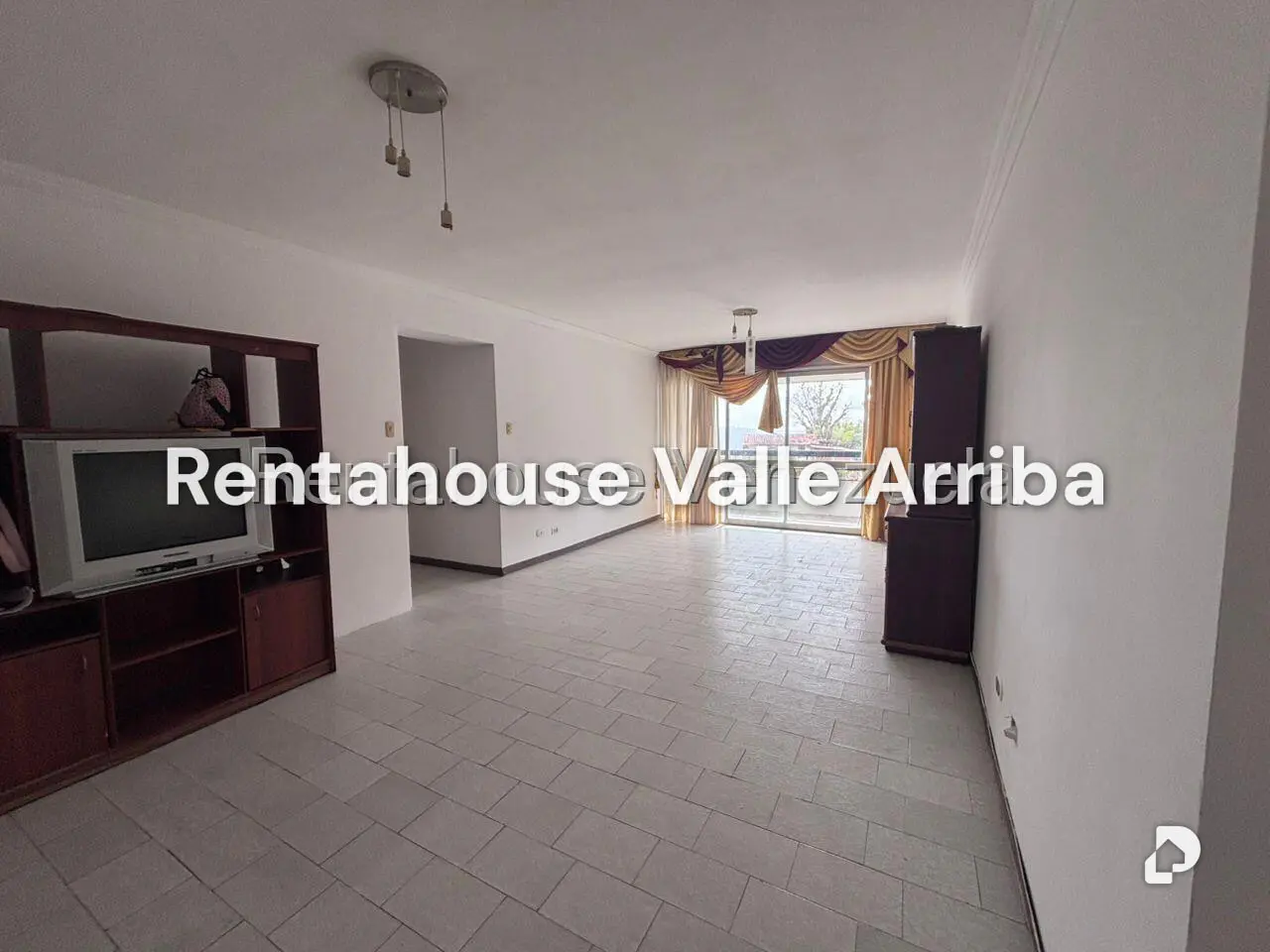 Apartamento en San Antonio, Los Teques – 3