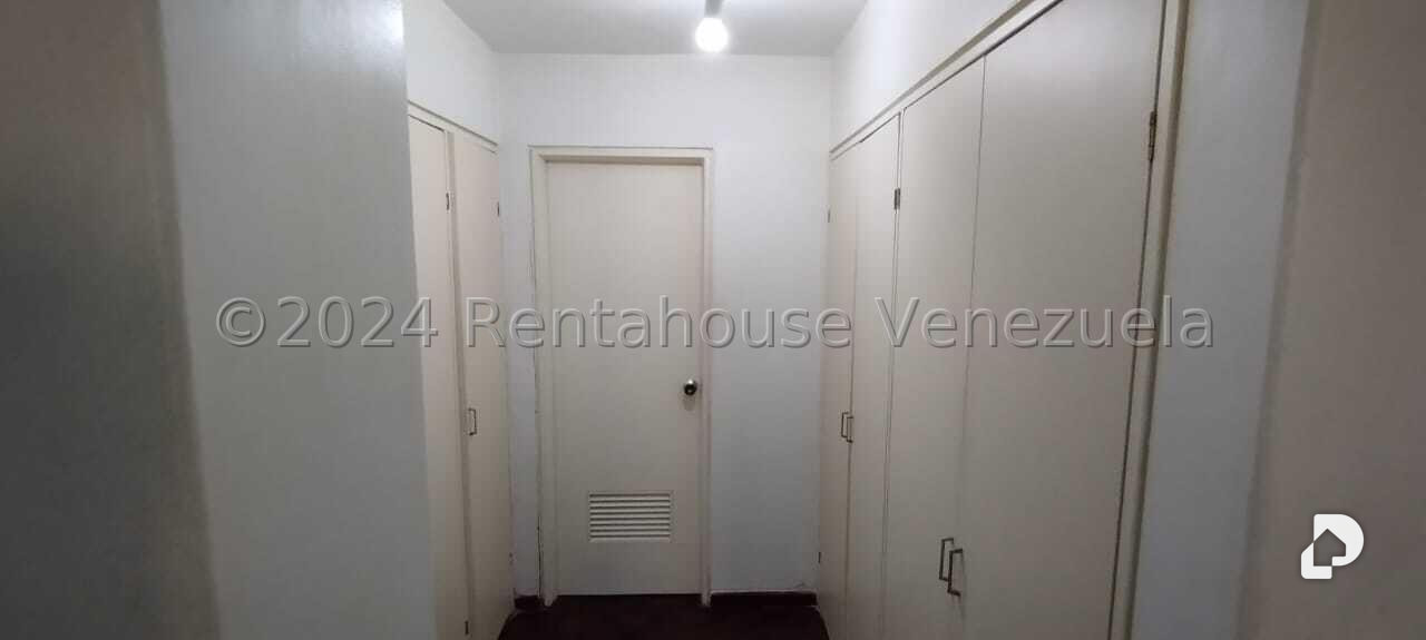 Apartamento en Santa Fe Sur, Caracas – 18