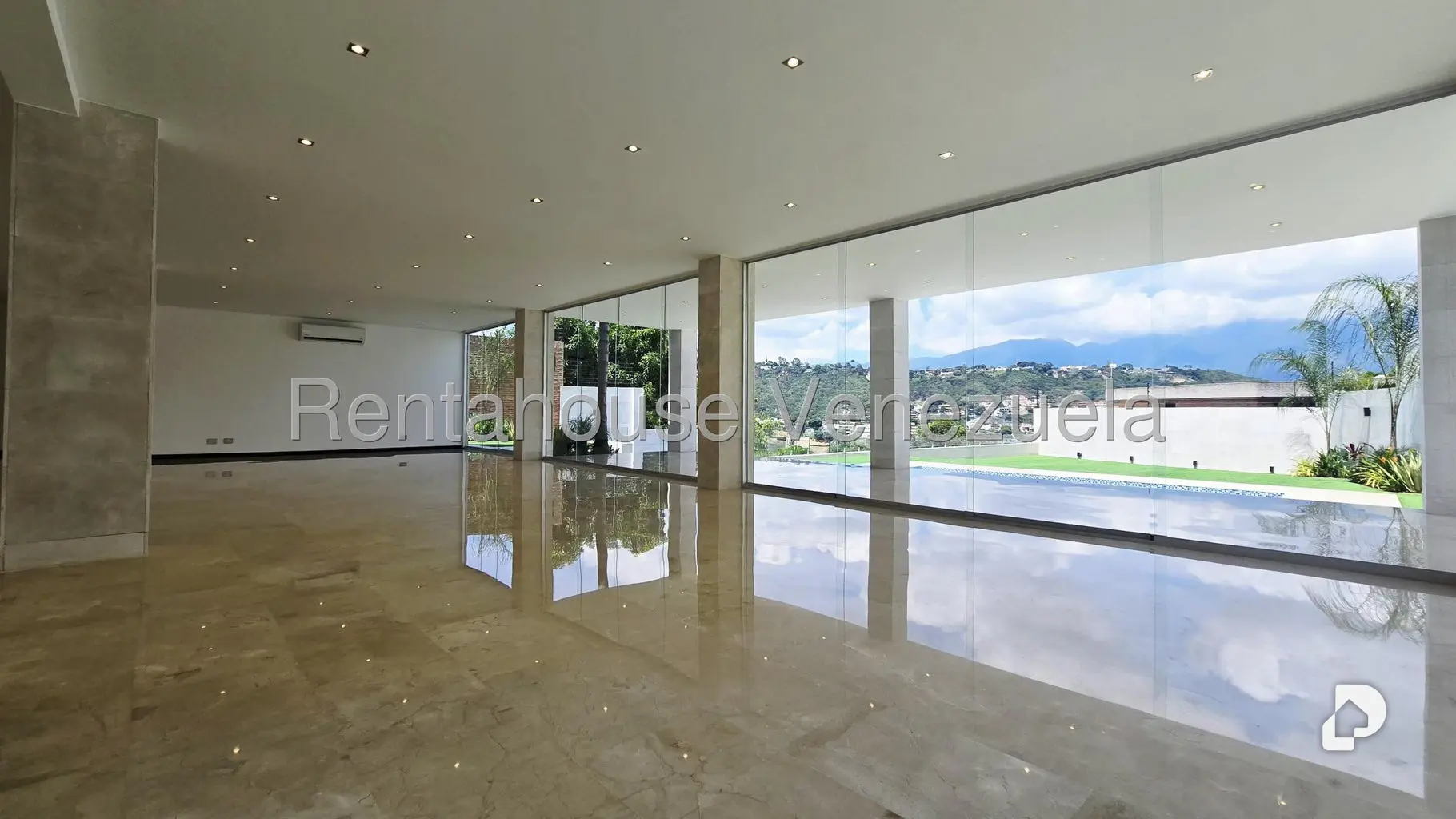 Casa en Prados del Este, Caracas – 17