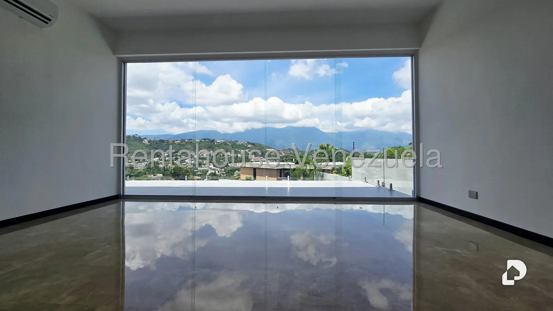 Casa en Prados del Este, Caracas – 27