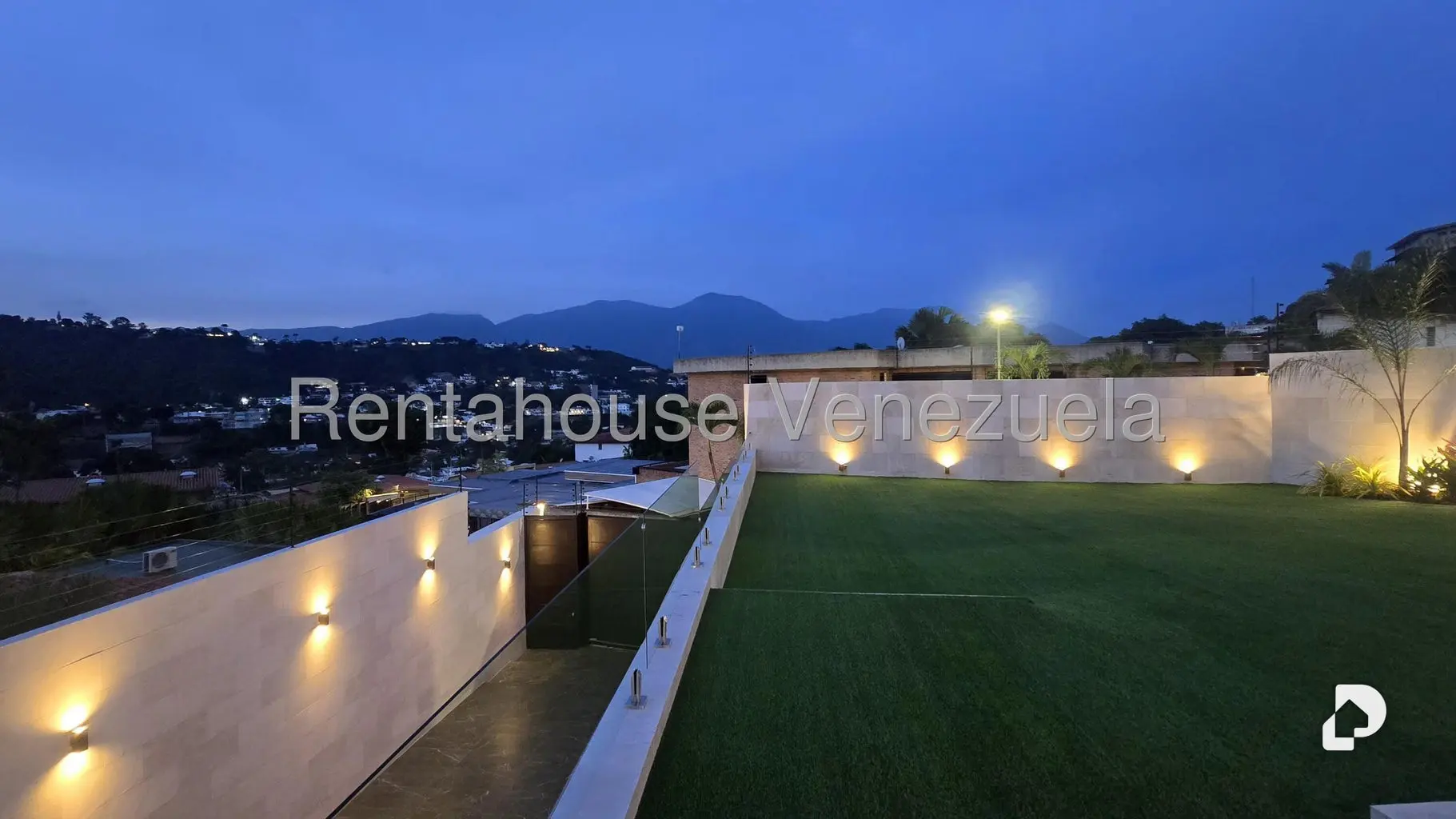 Casa en Prados del Este, Caracas – 10