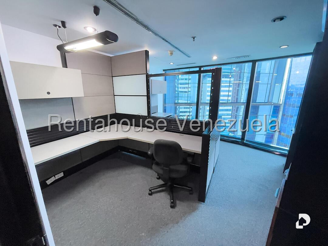 Oficina en El Rosal, Caracas – 11