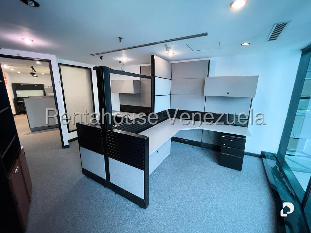 Oficina en El Rosal, Caracas – 12