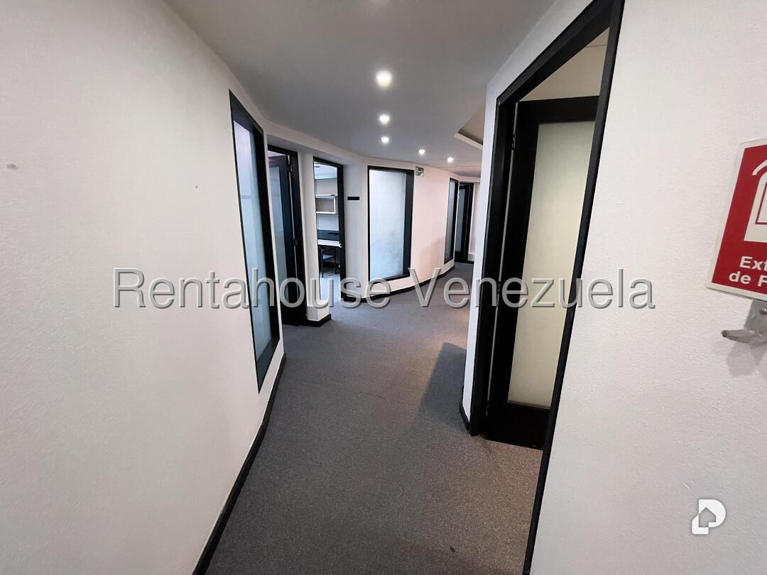 Oficina en El Rosal, Caracas – 9