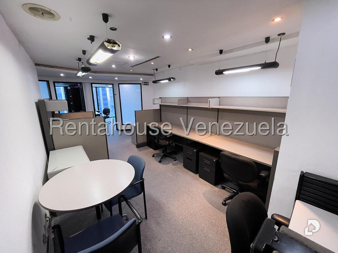 Oficina en El Rosal, Caracas – 14