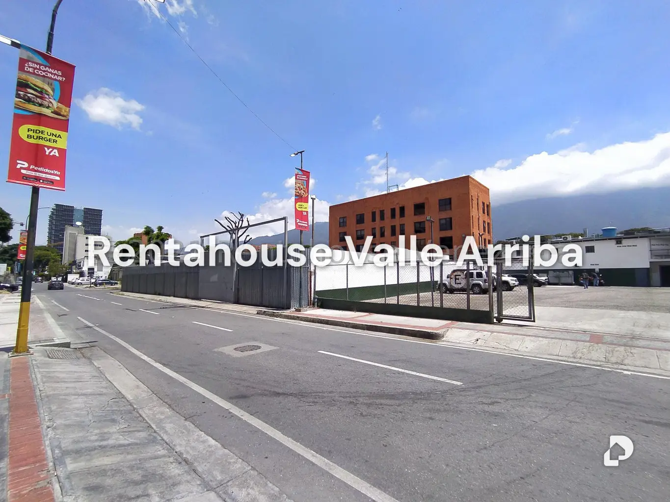 Terreno en Las Mercedes, Caracas – 21