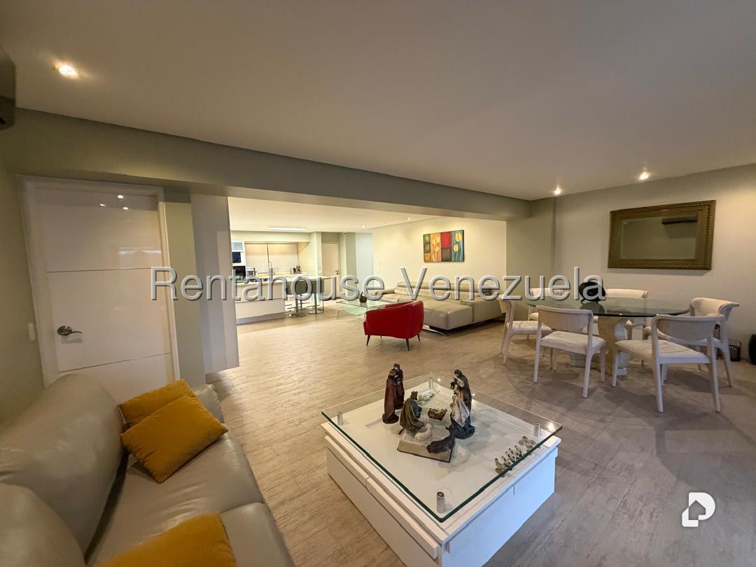 Apartamento en Loma Linda, Caracas – 16