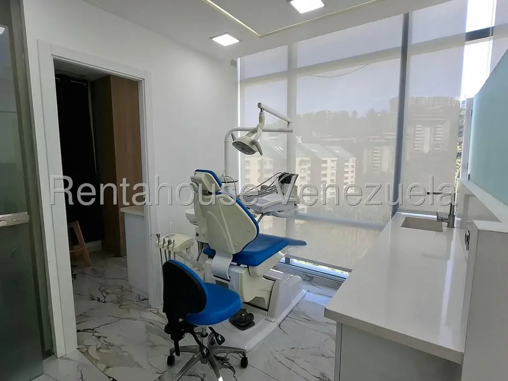 Commercial space in La Trinidad, Caracas - 1