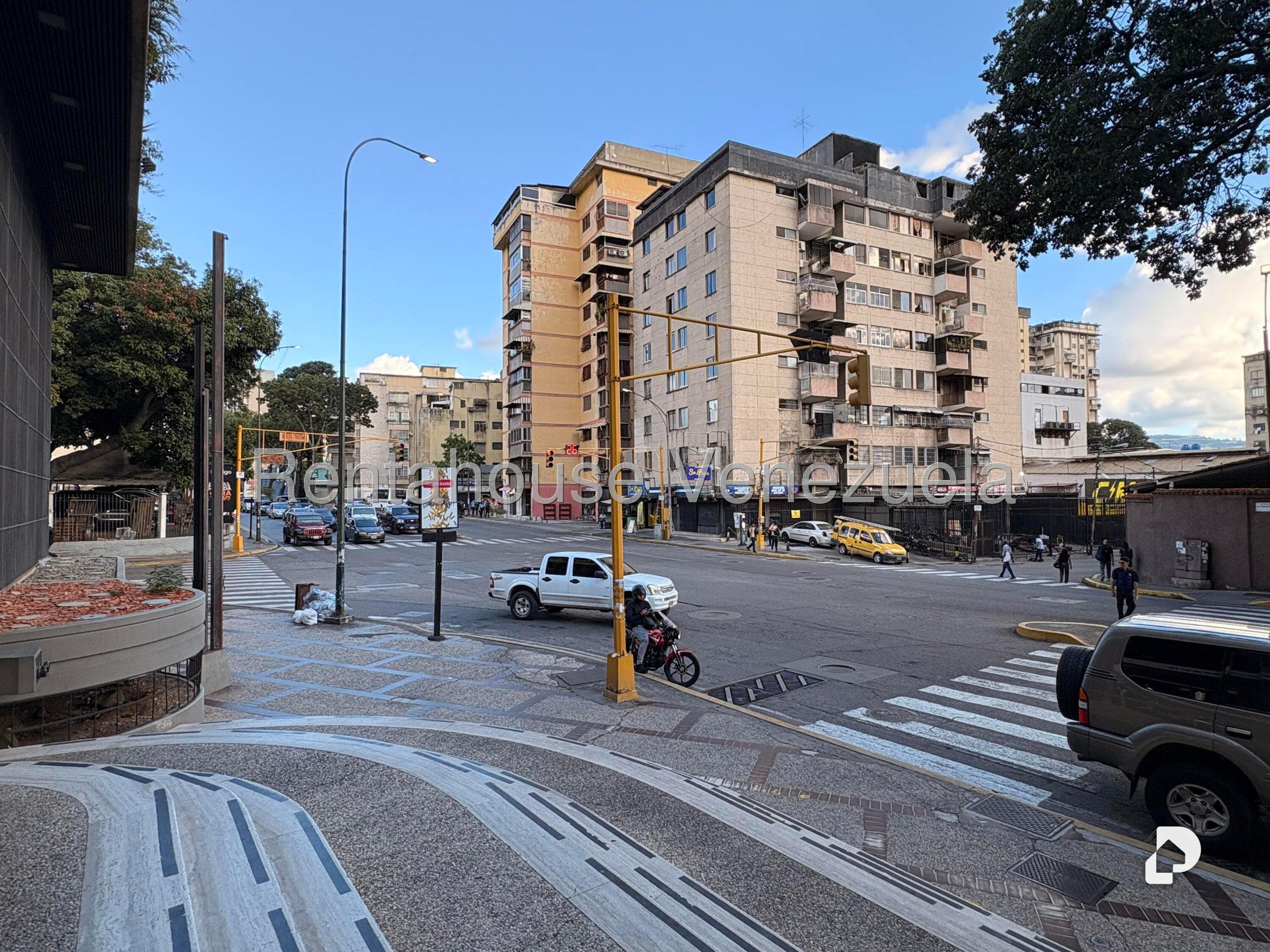 Oficina en Los Dos Caminos, Caracas