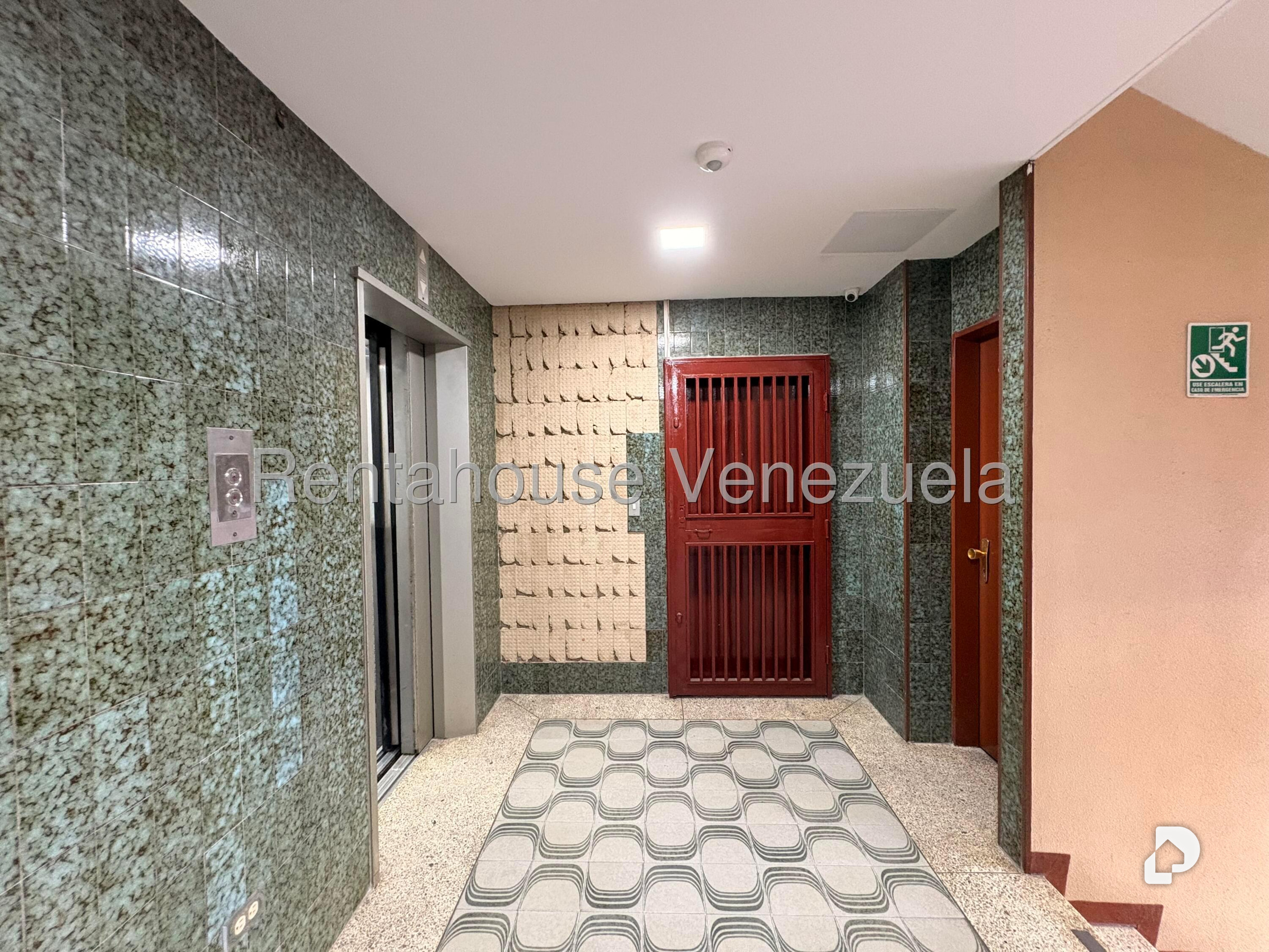 Oficina en Los Dos Caminos, Caracas