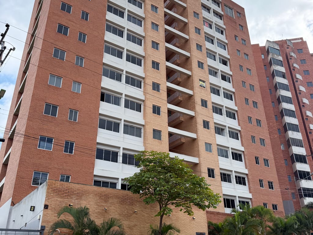 Apartamento en Manantial, Naguanagua - 1