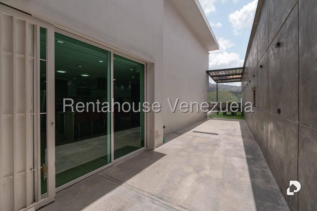 Casa en Colinas de Vista Alegre, Caracas – 29