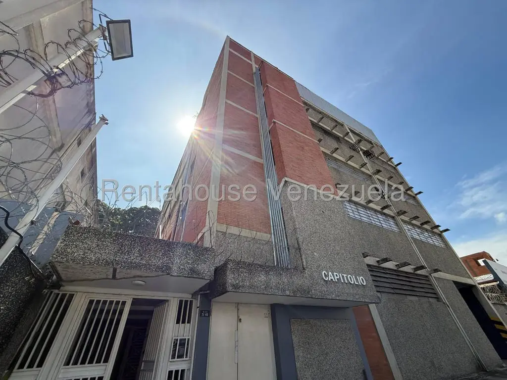Galpón en Boleíta Sur, Caracas - 1
