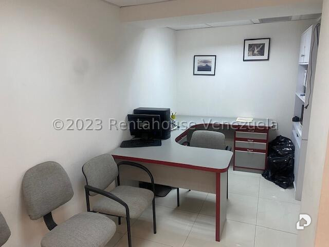 Local comercial en Los Dos Caminos, Caracas – 7