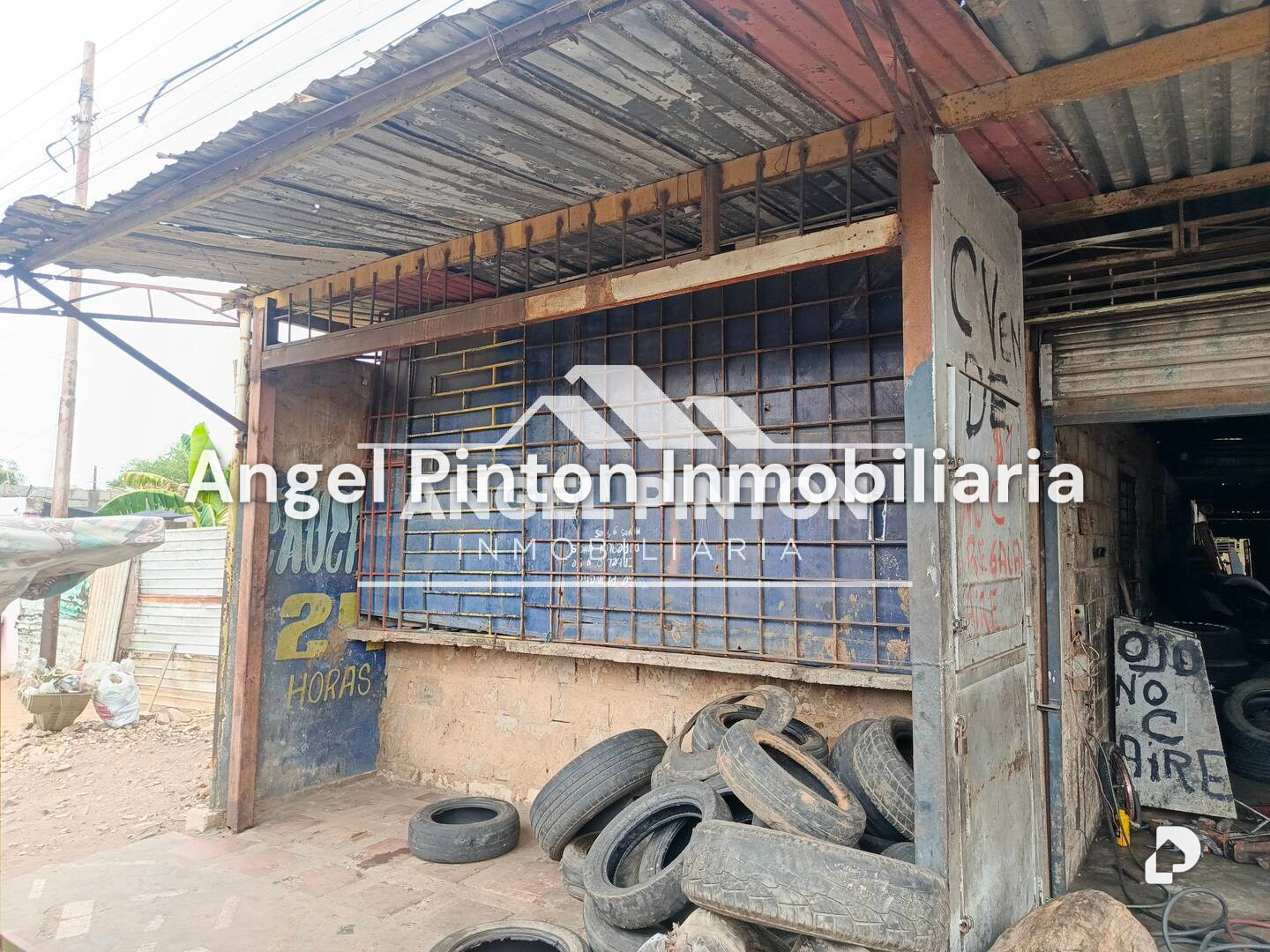 Local comercial en 24 de Julio, San Francisco – 2