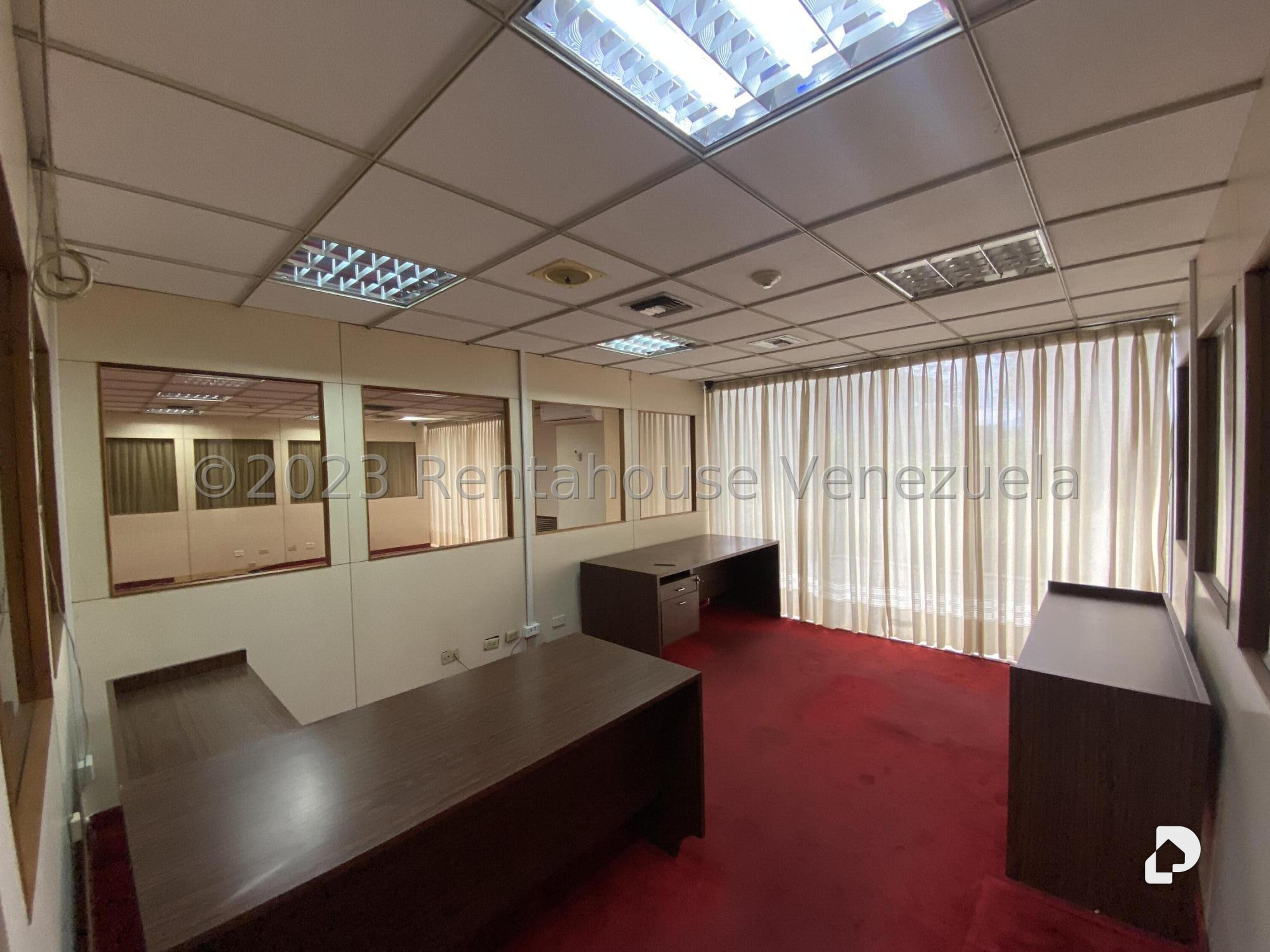 Local comercial en Santa Eduvigis, Caracas – 25
