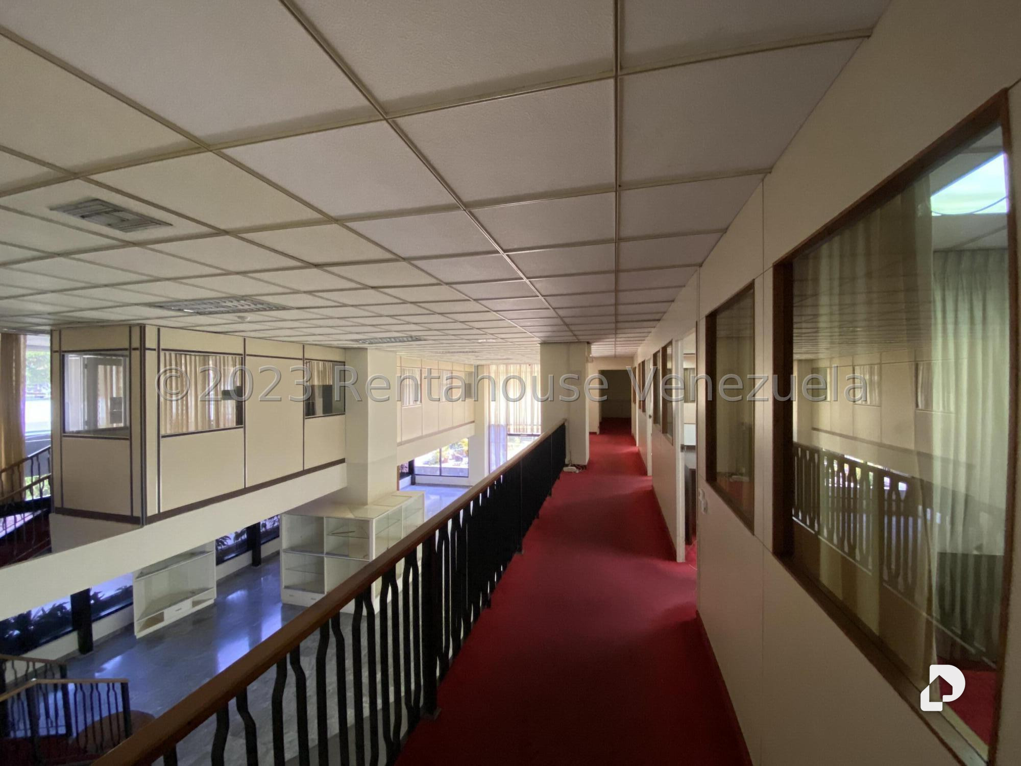 Local comercial en Santa Eduvigis, Caracas – 15