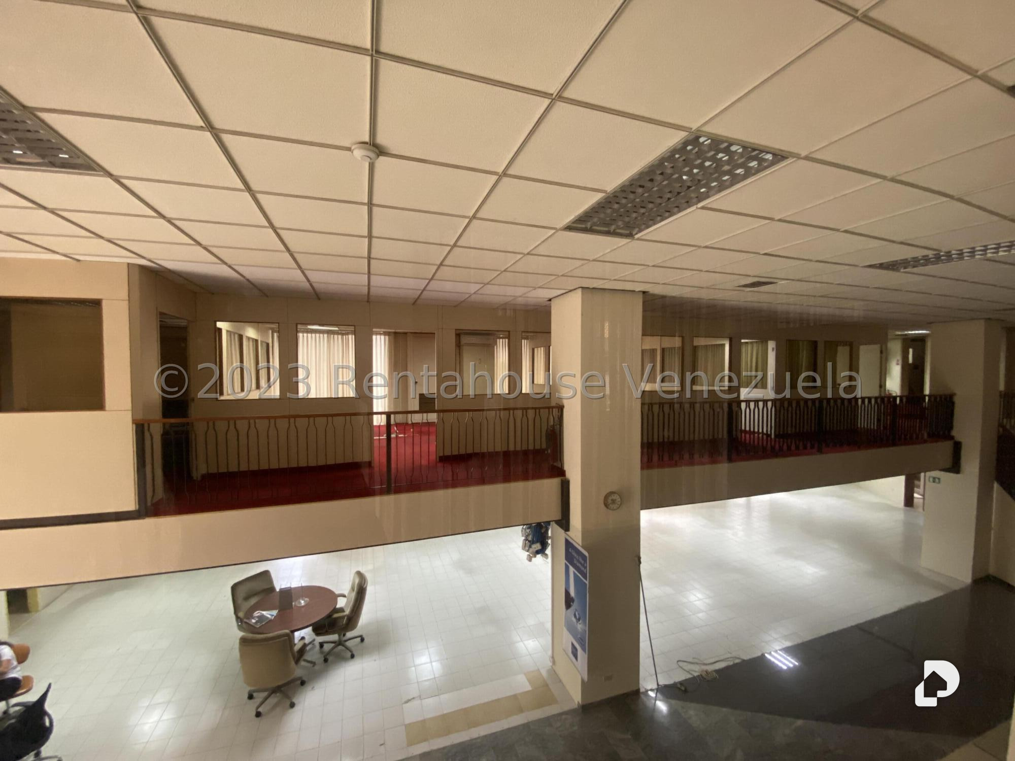 Local comercial en Santa Eduvigis, Caracas – 29