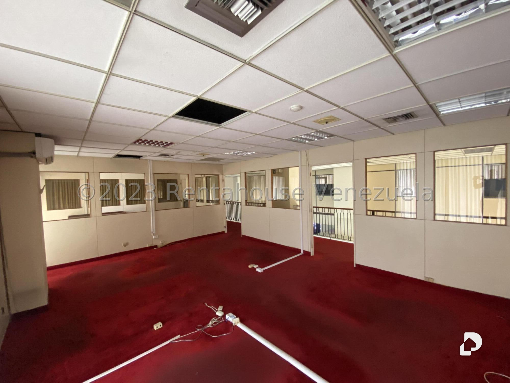 Local comercial en Santa Eduvigis, Caracas – 18