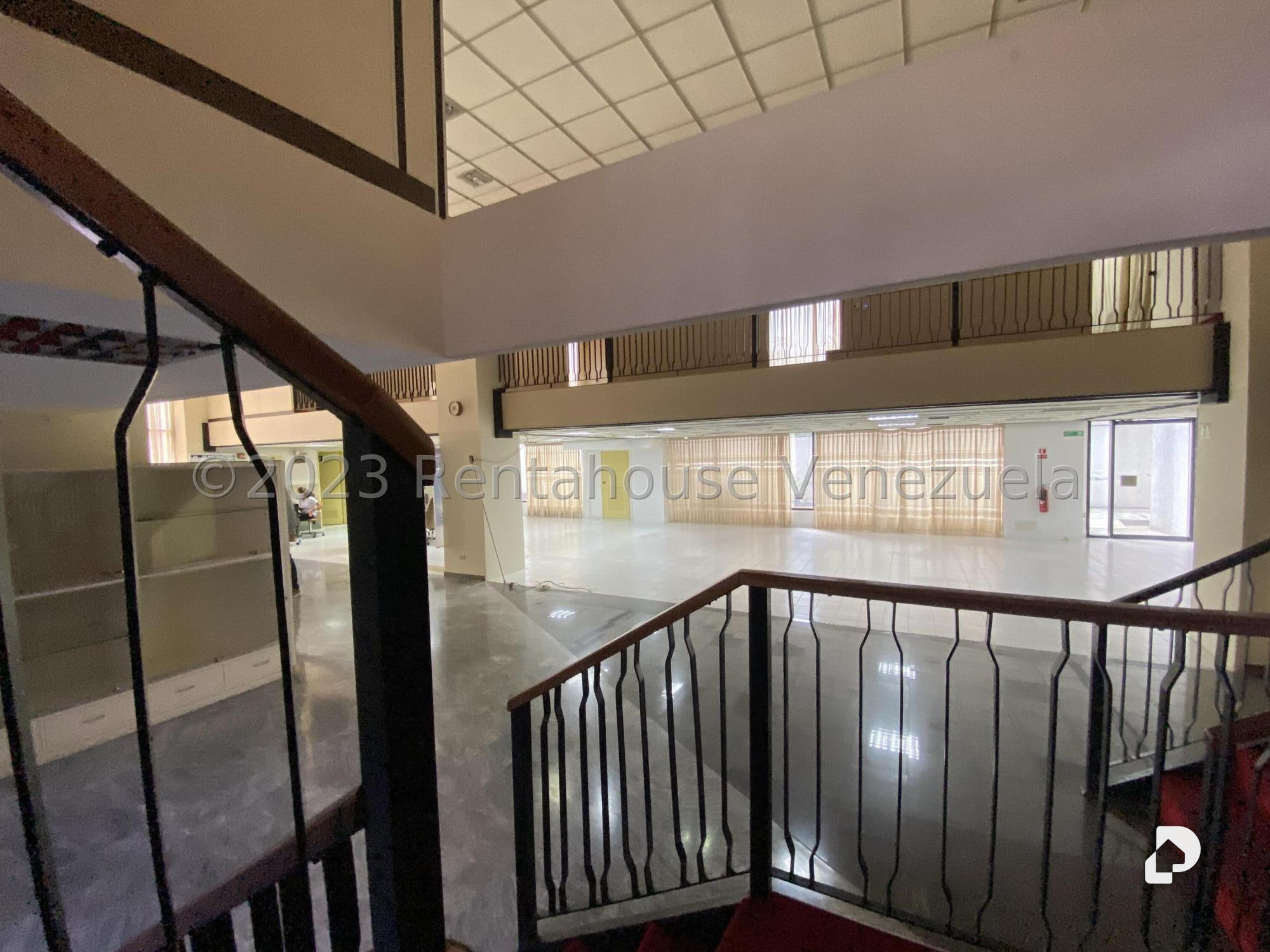Local comercial en Santa Eduvigis, Caracas – 13