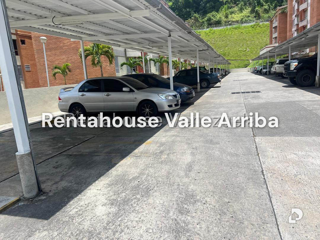 Apartamento en Miravila, Caracas – 25