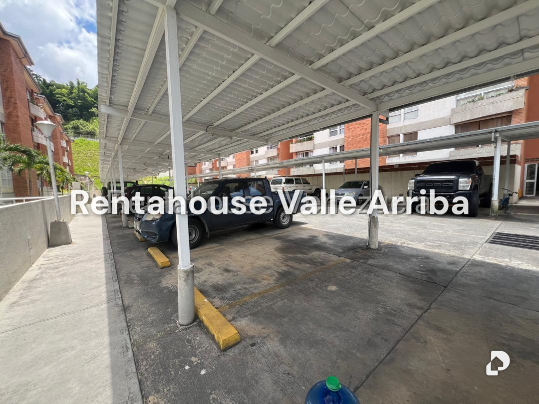 Apartamento en Miravila, Caracas – 23