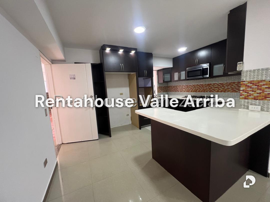 Apartamento en Miravila, Caracas – 5