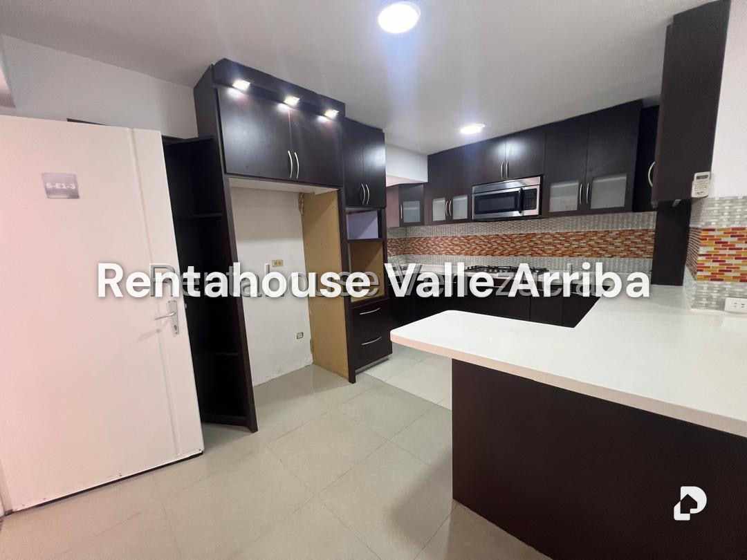 Apartamento en Miravila, Caracas – 4
