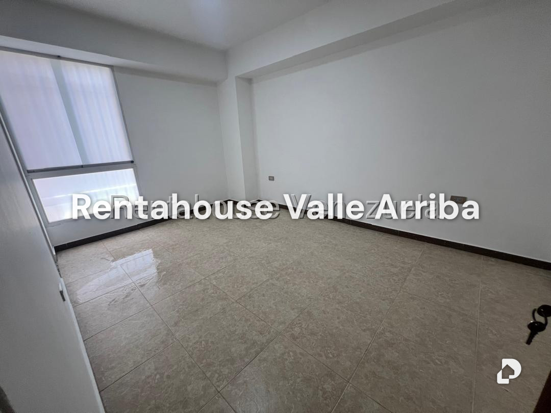 Apartamento en Miravila, Caracas – 13