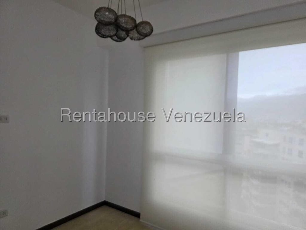 Apartamento en Las Mesetas de Santa Rosa de Lima, Caracas