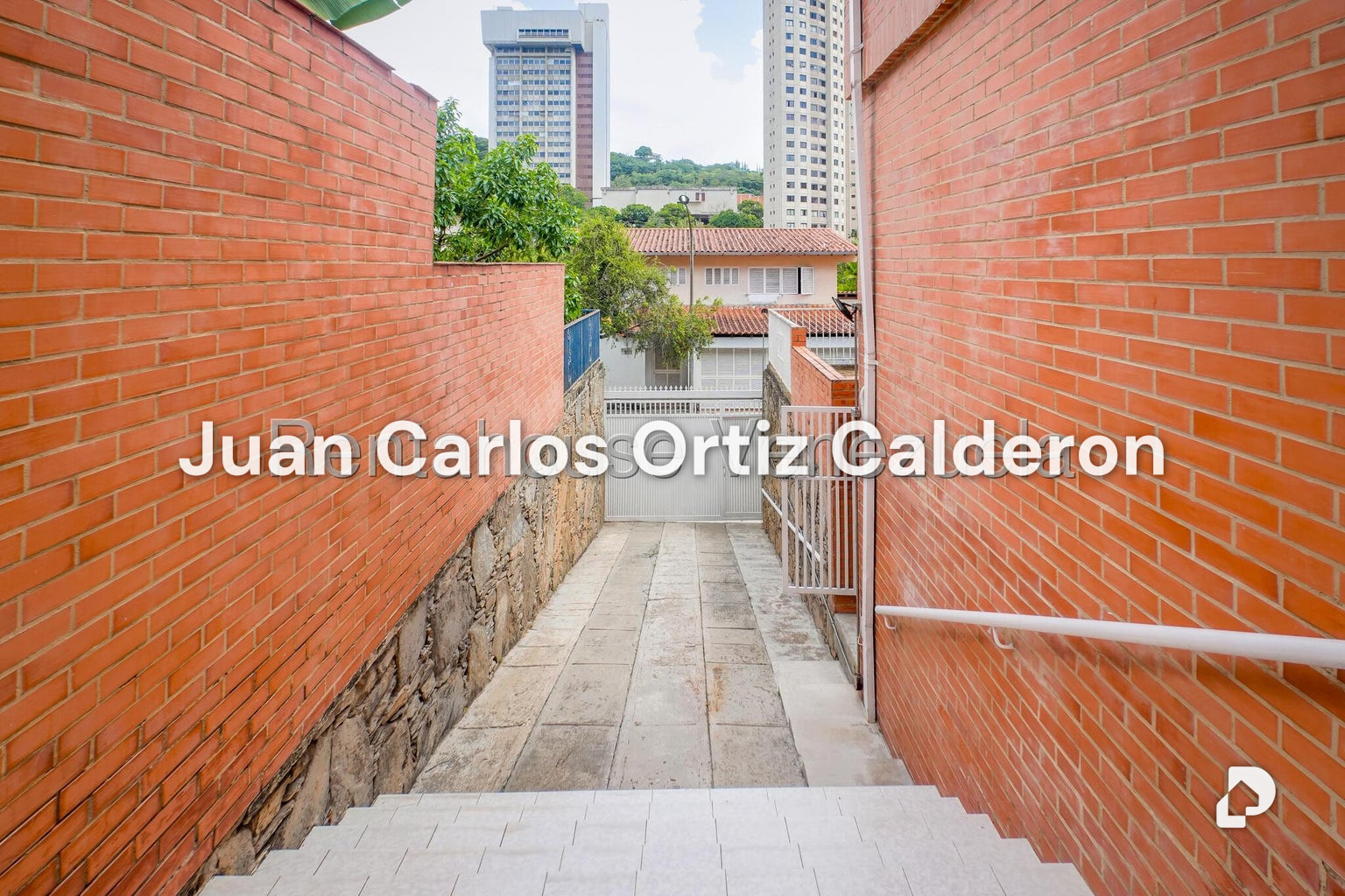 Casa en Santa Fe Norte, Caracas – 28