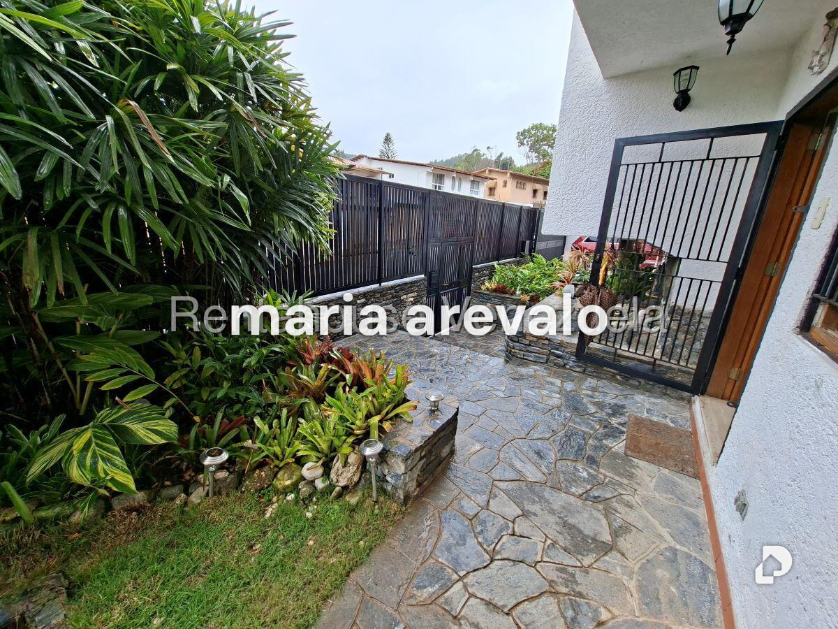 Casa en Lomas de Prados del Este, Caracas – 4