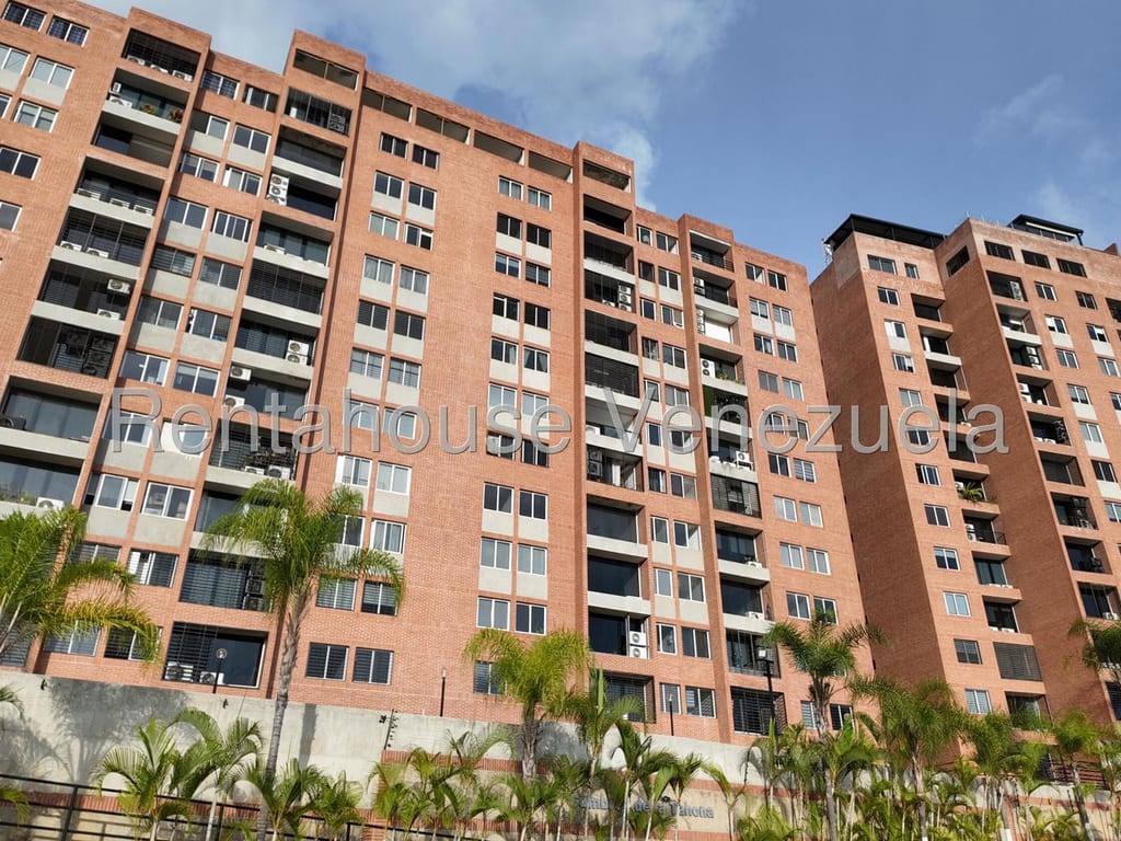 Apartamento en Colinas de La Tahona, Caracas - 1