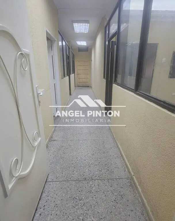 Commercial space in Maracaibo - 1