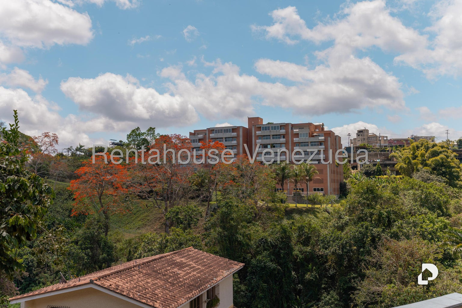 Casa en El Hatillo, Caracas – 40