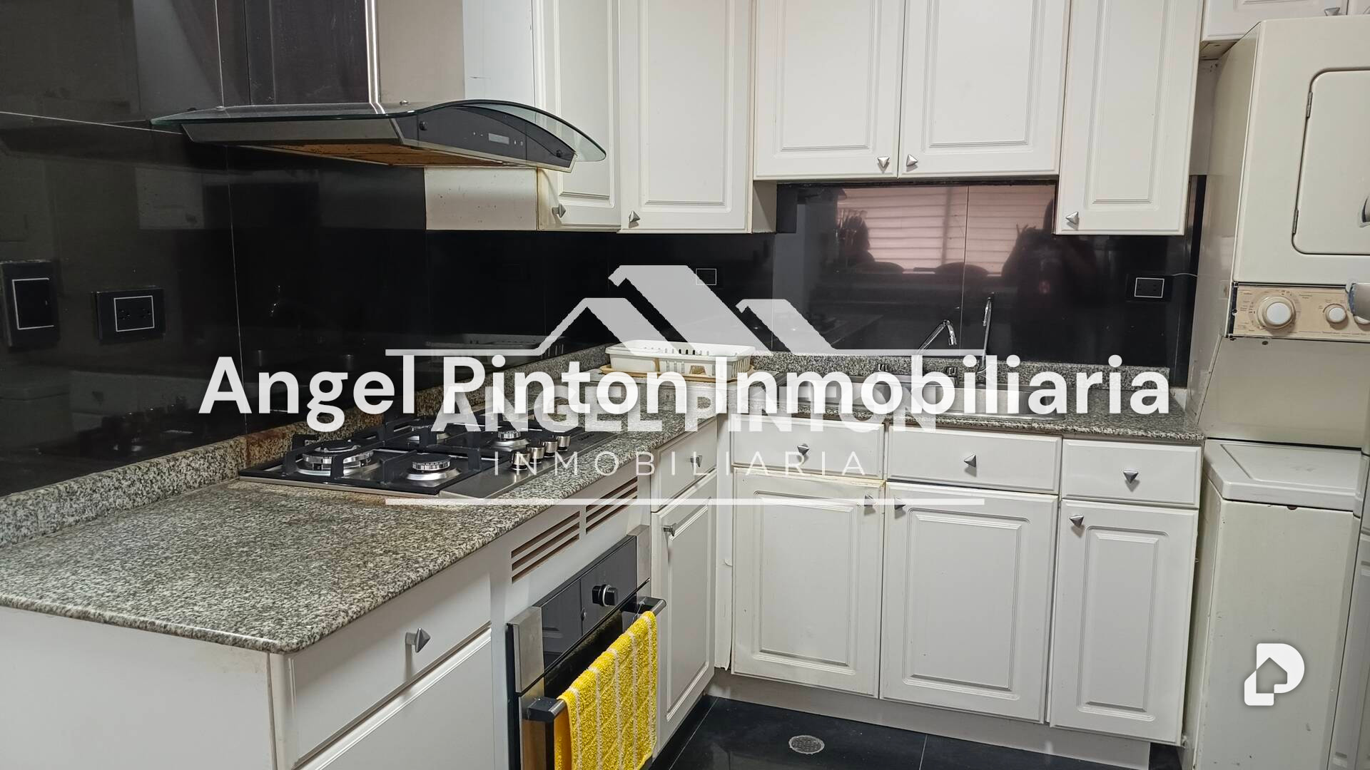 Apartamento en Avenida El Milagro, Maracaibo – 2