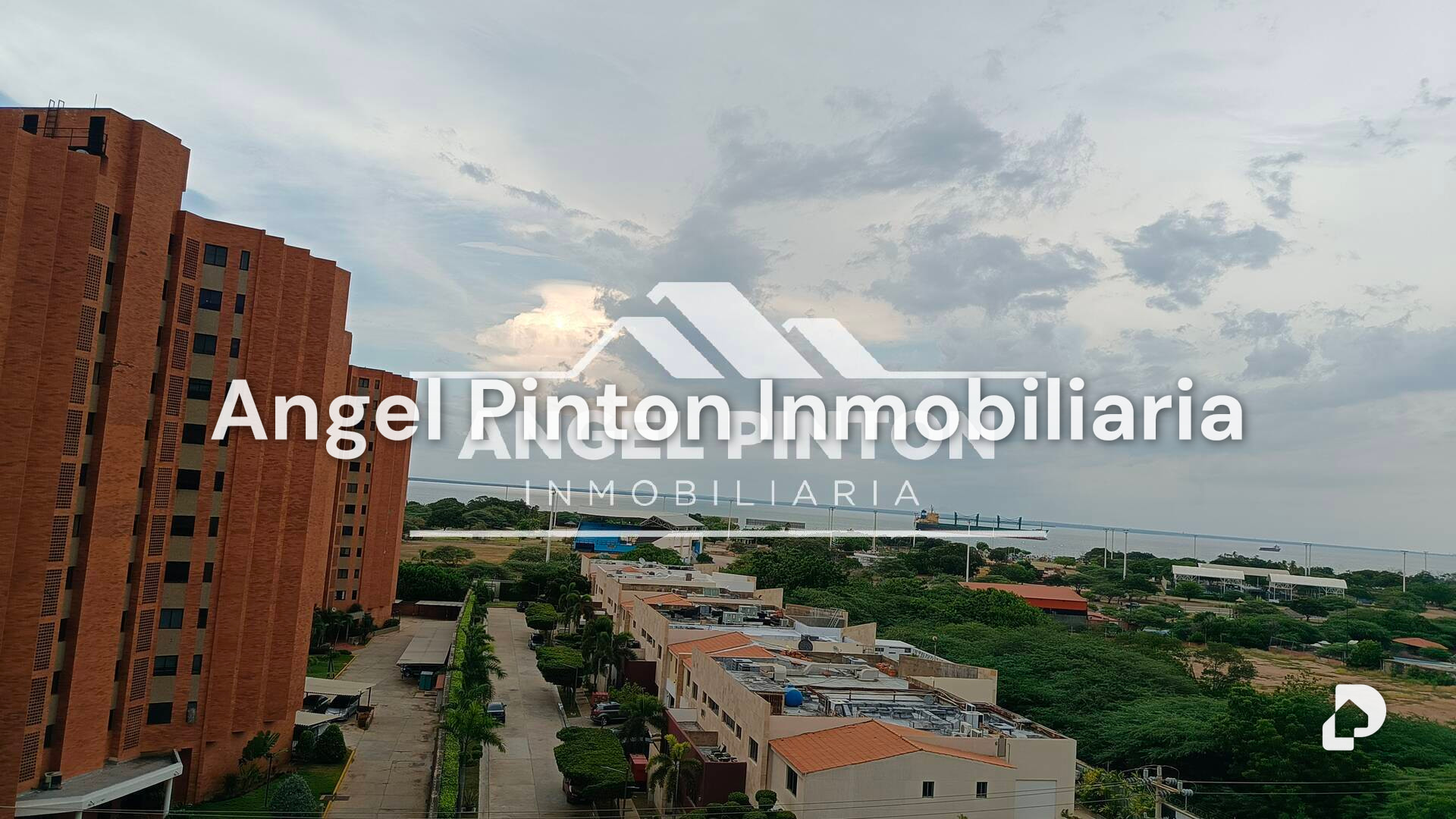 Apartamento en Avenida El Milagro, Maracaibo – 12