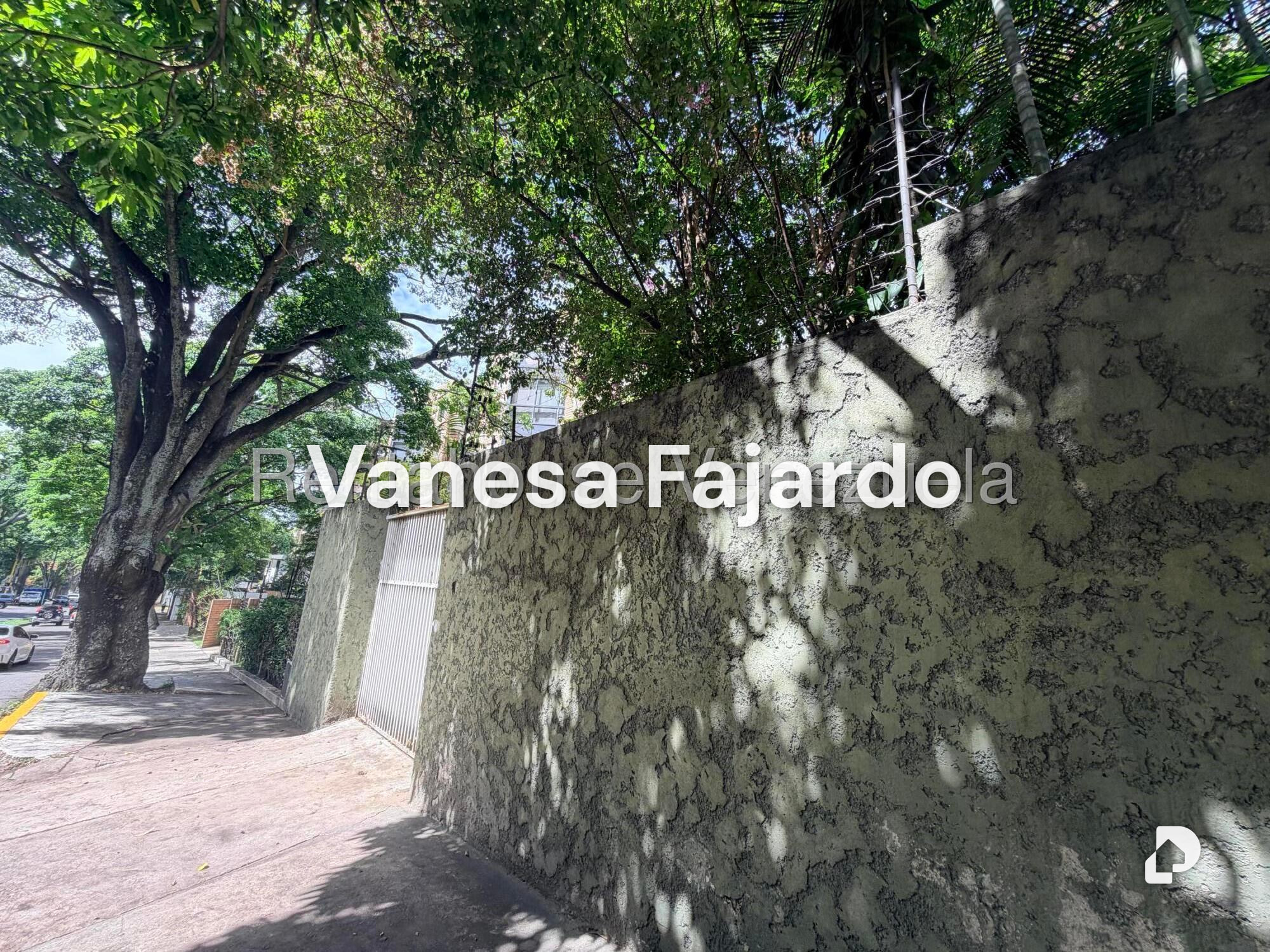 Casa en La Castellana, Caracas – 1