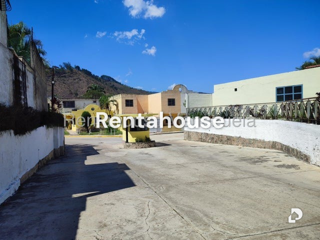 Townhouse en Bárbula, Naguanagua – 29