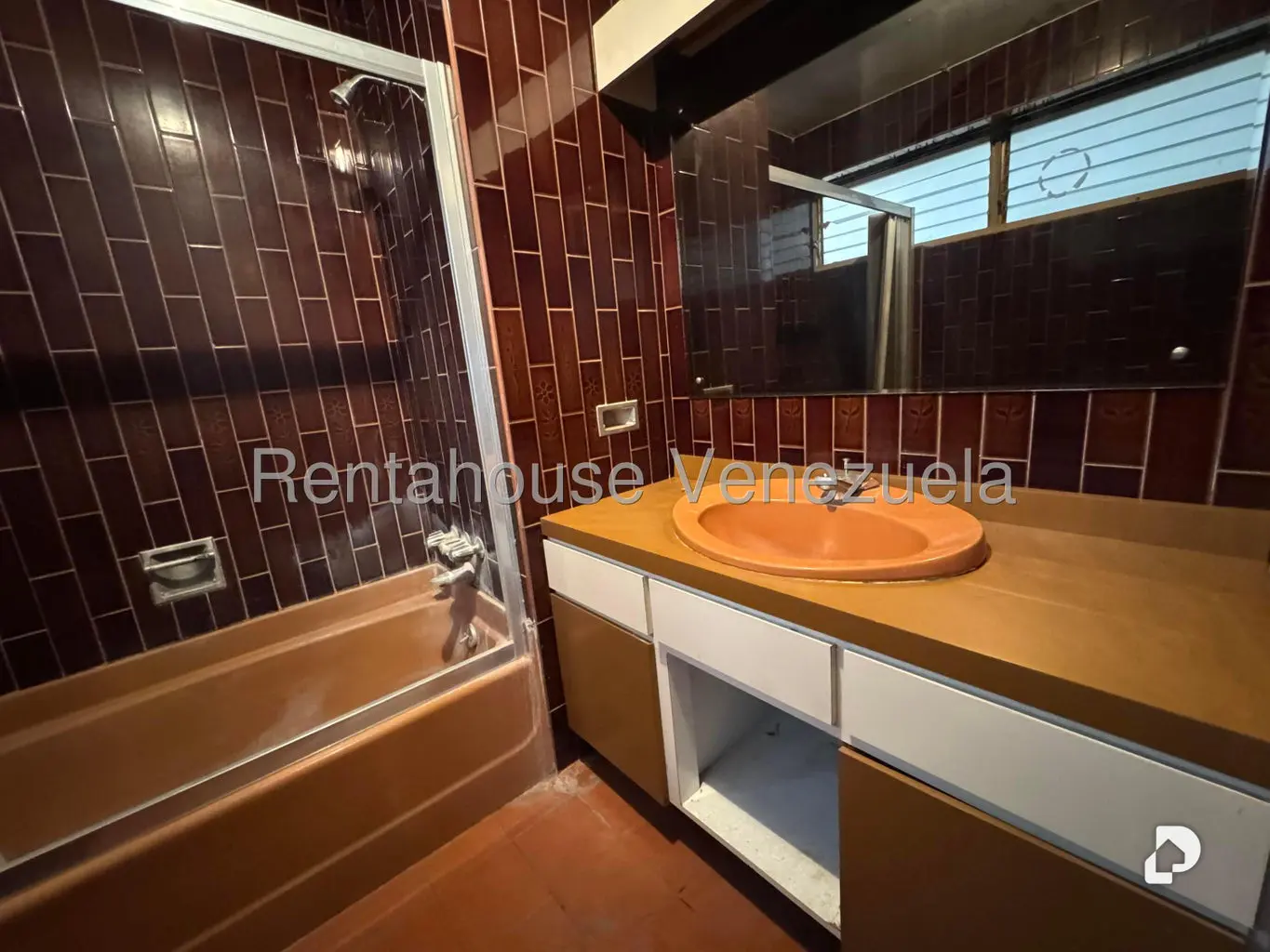 Apartamento en Lomas de Prados del Este, Caracas – 17