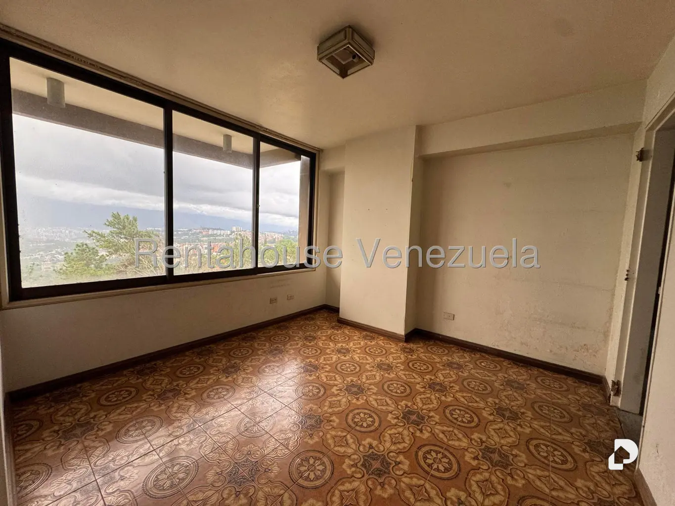 Apartamento en Lomas de Prados del Este, Caracas – 12