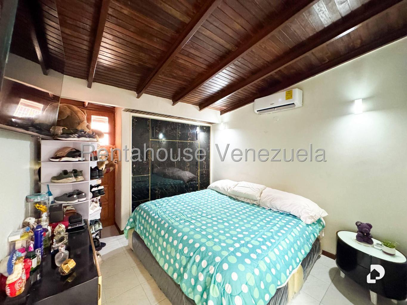 Casa en Alto Prado, Caracas – 22
