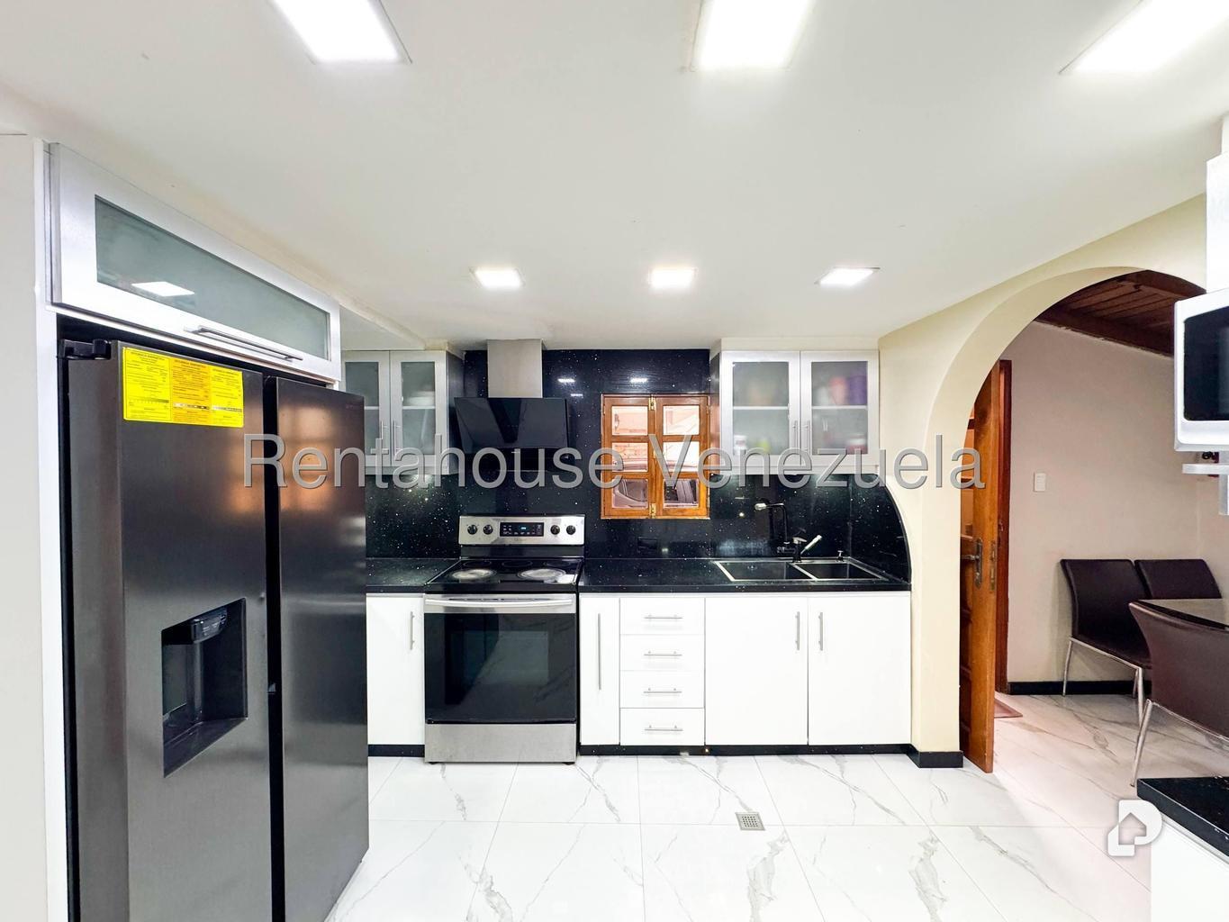 Casa en Alto Prado, Caracas – 9