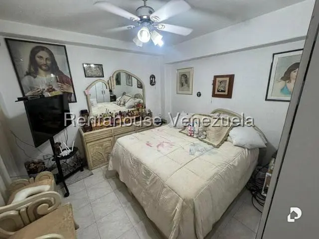 Apartamento en Las Acacias, Caracas – 17