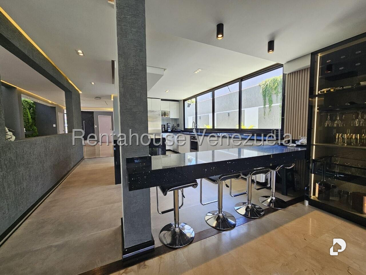 Casa en Prados del Este, Caracas – 13