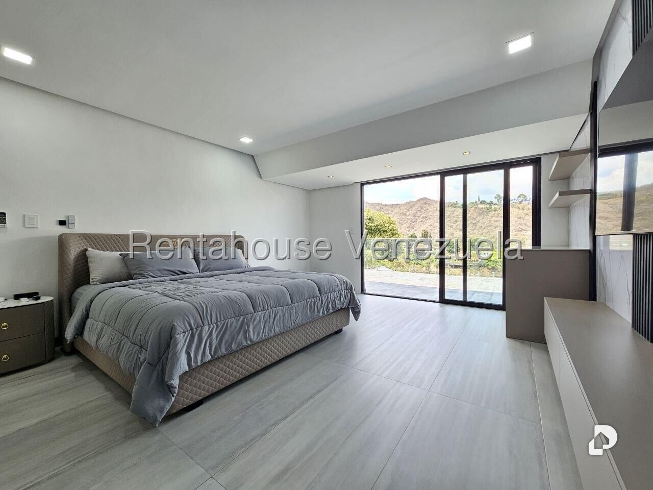 Casa en Prados del Este, Caracas – 20