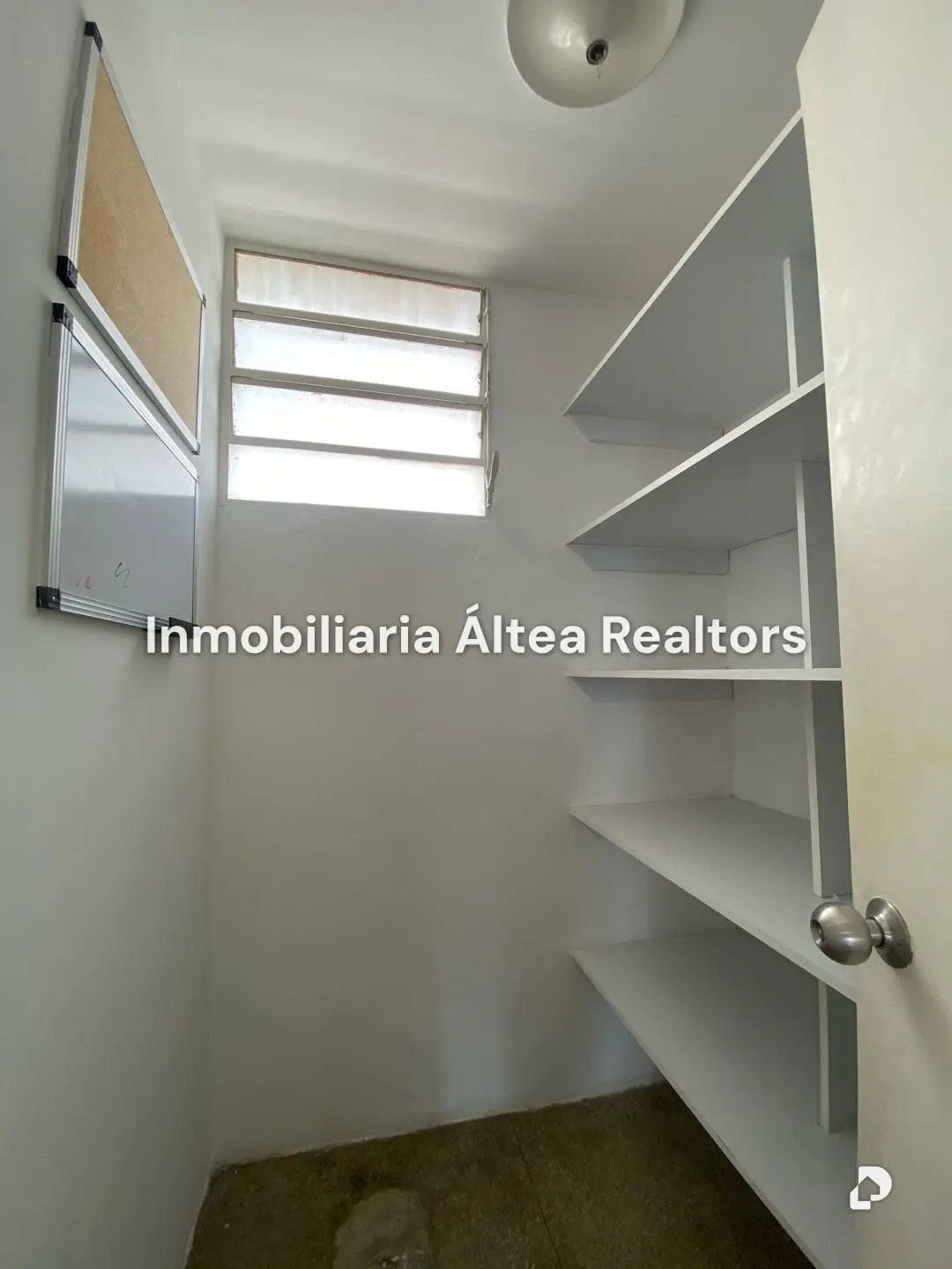Apartamento en Los Palos Grandes, Caracas – 10