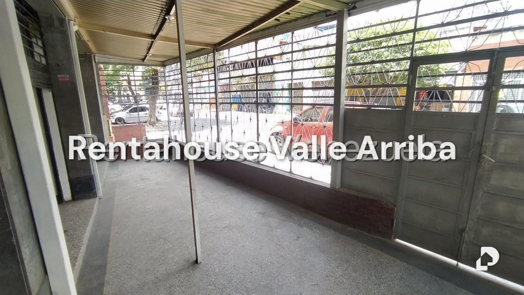 Local comercial en Prado de María, Caracas – 4