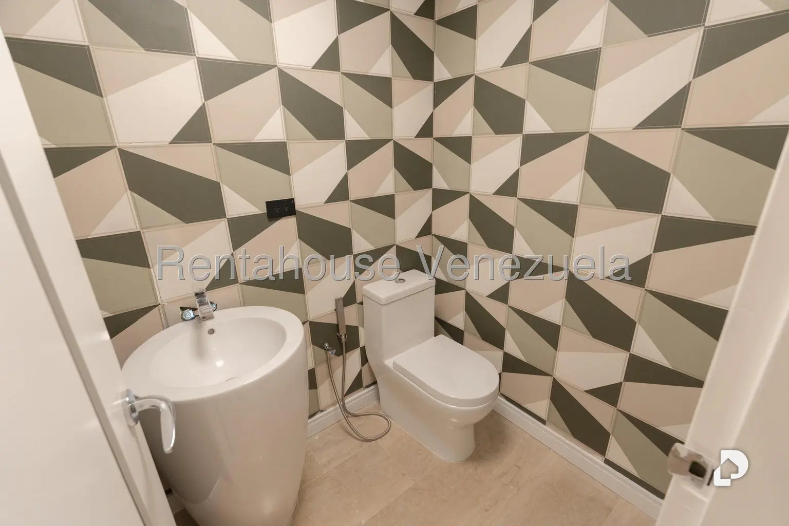 Apartamento en La Alameda, Caracas – 2