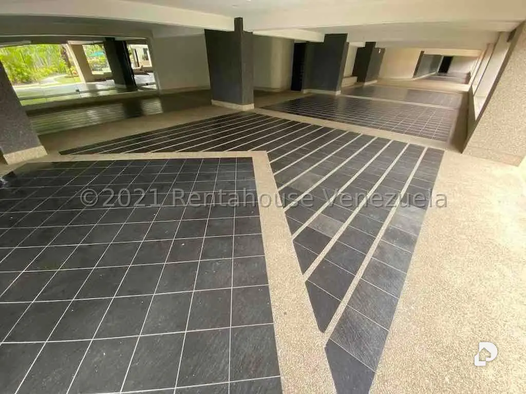 Apartamento en Las Esmeraldas, Caracas – 29